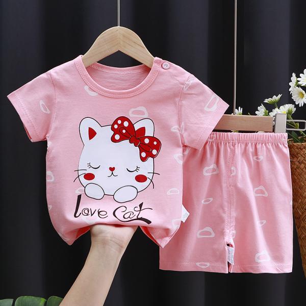 A set of short-sleeved T-shirt and matching shorts, featuring a range of attractive designs that reflect the spirit of childhood and add a touch of joy to your little one's look.