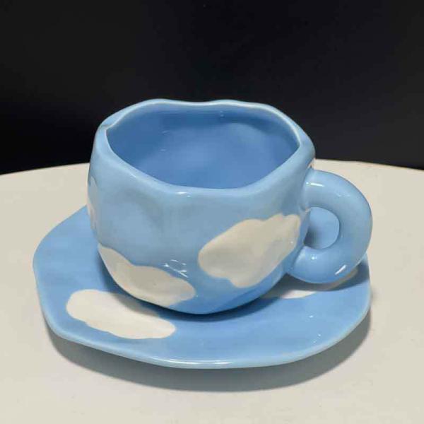 Ceramic coffee cup and saucer – plain
