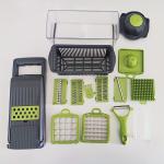 Multifunctional scoop