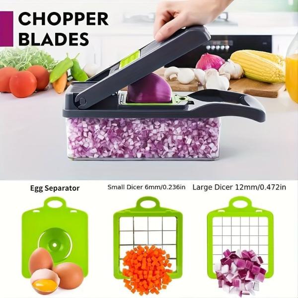 Multifunctional scoop