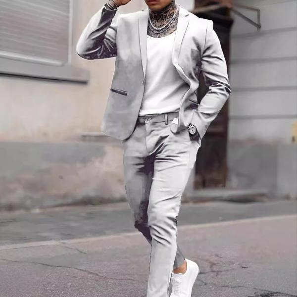 Simple casual suit with a light cut. Two-piece suit.