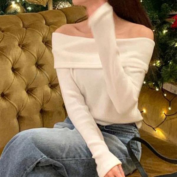 Sexy and Attractive Women's Long Sleeve T-Shirt