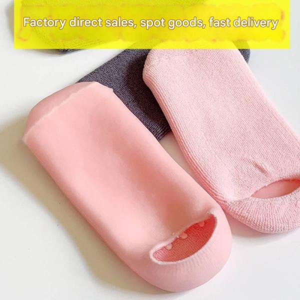 Moisturizing Rose Foot and Hand Mask, Gel Treatment for Exfoliation and Hydration