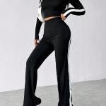 Practical tracksuit with a modern look A tracksuit designed specifically for those seeking comfort.